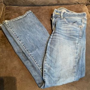 American Eagle Super stretch kick boot jeans size 6S